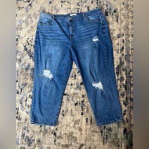 Women’s denim jeans (Classic Fit Stretch Denim Cropped Mom Jean)